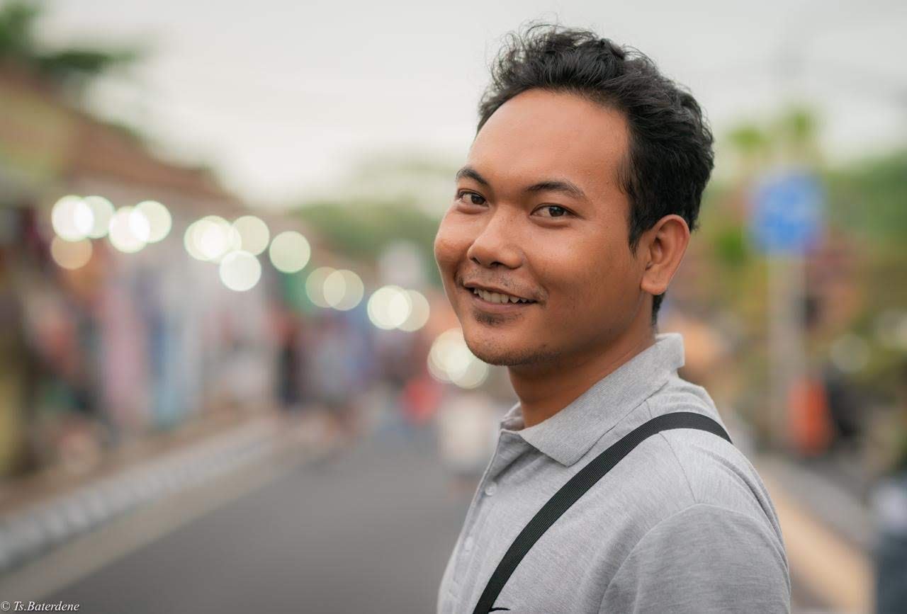 Putu, founder and local driver at Amed Excursion